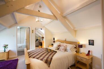 Penbontbren Luxury Bed And Breakfast