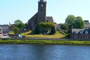 آپارتمان‌های توریست‌ها No. 41 Town House