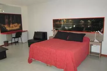 تختخواب و صبحانه Cañas Suites Urbanas
