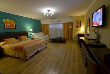 Hotelli Alto Verde Suite & Apart