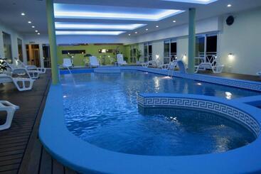 호텔 Alto Verde Suite & Apart