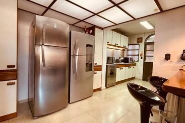 تختخواب و صبحانه Blue Sky Mendoza