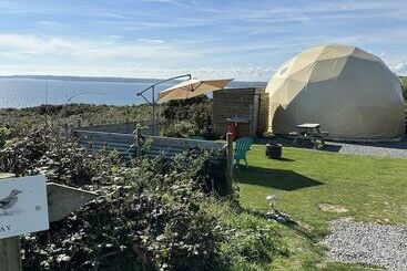 茅舍 Geodome With Sea Views Near Pendine