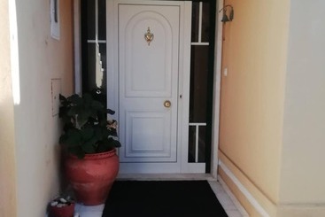 بنسيون Room In Apartment Double Room 4 At Albarraque, Sintra With Balcony