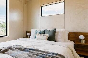 קוטג'' Yellowstone Peaks