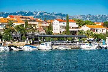 پانسیون Room In Guest Room   Cozy Room Near Beach L