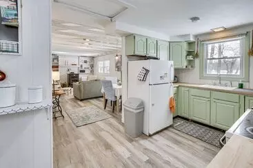 Mökkimajoitus Riverfront Topsham Home ~ 28 Mi To Portland!