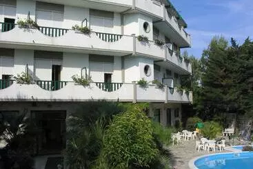 Hotel K2