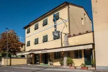 Otel Melecchi