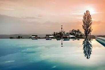 Hotel Nikis Resort
