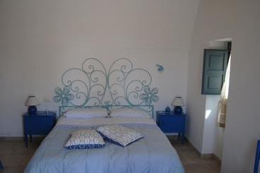 Hotel Trulli Gallo Rosso