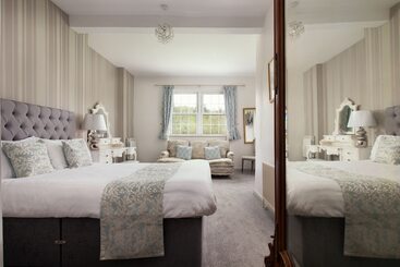 Hotel Fox & Hounds Country