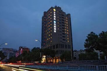 Otel Ji Haining S.haichang
