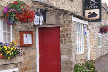 ホテル Black Swan Inn