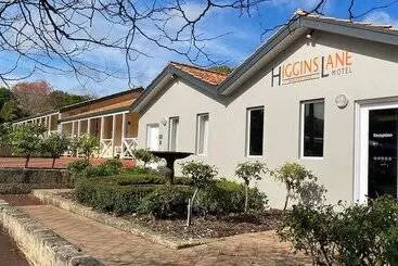 Higgins Lane Motel