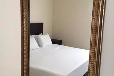 Aparthotel Hostel Whyz 4 You