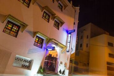 Отель Blue Sky Hôtel