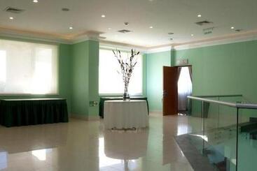 هتل Diego De Almagro Temuco