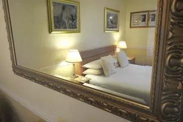 Hotel The Pendennis Guest House