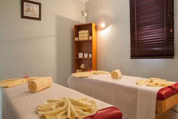 Lomakeskus Valeria Madina Club   All Inclusive