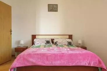 ホテル Apartments Lira