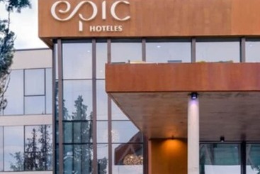 Epic Hotel Villa De Merlo