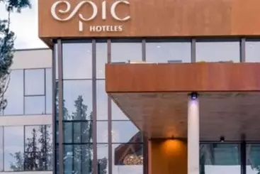 Epic Hotel Villa De Merlo