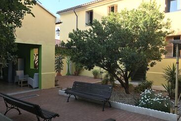 교외 호텔 El Castellet Fanzara