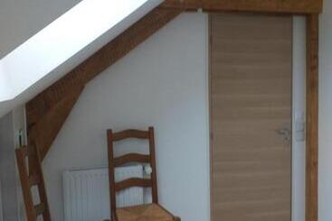 تختخواب و صبحانه 43 Pmc