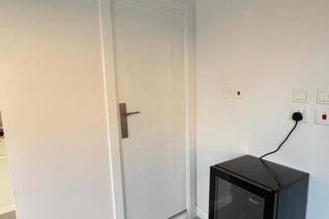 صحراء الحره