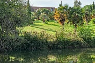 ベッドアンドブレックファースト Chambre Triple