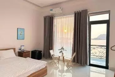 هتل Hostel Tom House