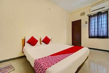 ホテル Trident Inn Gandhipuram