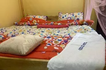 Pensión 020 22 Airbnbs