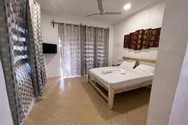 Aamiaismajoitus (B&B) New Dindini Lodge