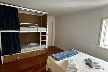 Bed and Breakfast Vhostel