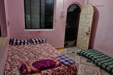 Hotel Radhesham Bhakt Niwas