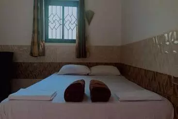Pension  Leon Home Stay