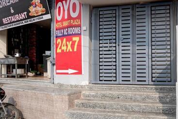 Oyo Hotel Smart Plaza
