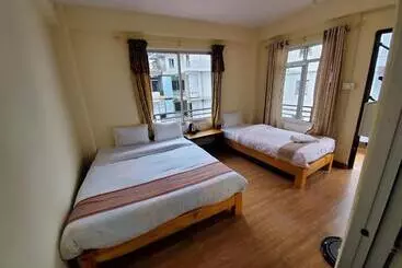 پانسیون Santoshi Guest House, Pokhara