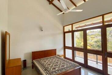 بنسيون The Doctors Villa