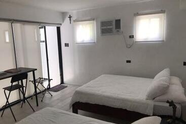 Bed and Breakfast Paradores Filipinas