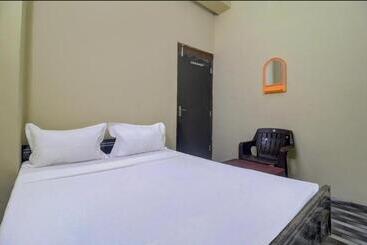 فندق The Royal Galaxy