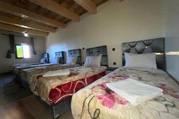 پانسیون Armed Family Lodge