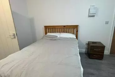 Pension  Chief Vic Guest House