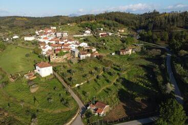 Yellow House   Casa Amarela