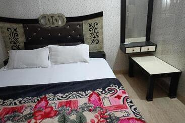 ペンション Prabhu Prem Dham