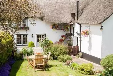 Bed and Breakfast Farmhouse Cottage