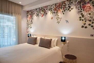 هتل Résidence Hôtelière Chambord Au Coeur De Menton Entièrement Rénovée