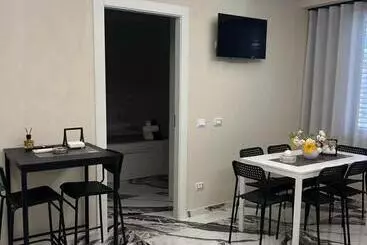 ペンション Tom Luxury Home